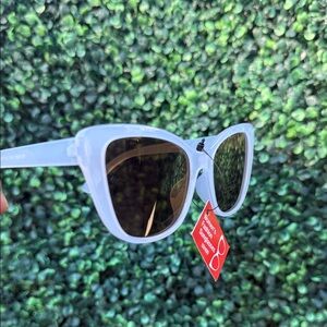 Stylish Cateye White Sunglasses